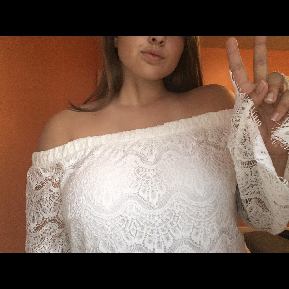 Top - Picture 2 of 3
